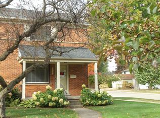 2725 Oliver Rd, Royal Oak, MI 48073