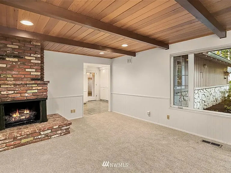 Alternate view of flexible office area showing window towards front yard.