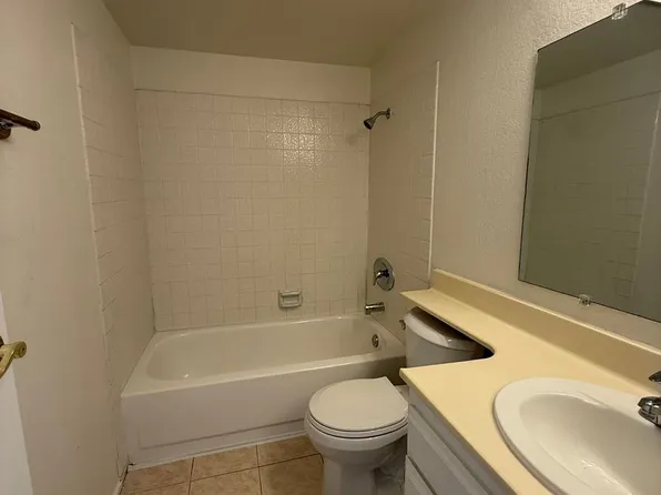 5715 Baltimore Dr Unit 88, La Mesa, CA 91942