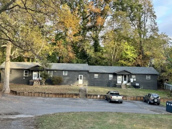 347 4th St SE, Hickory, NC