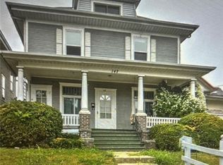 147 N College St, Decatur, IL 62522