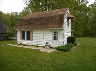 65410 Kenilworth Rd, Lakeville, IN 46536