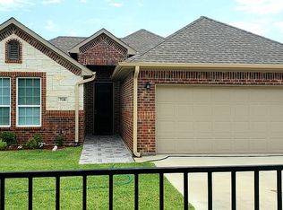718 Andrews Ave, Cockrell Hill, TX 75211