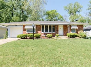 2409 Burbeck Dr, Saint Louis, MO 63125