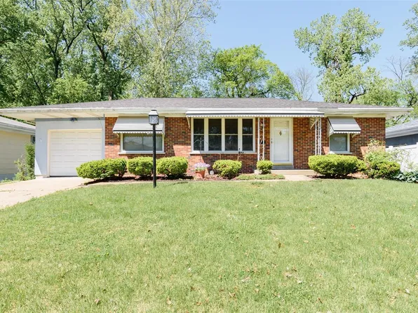 2409 Burbeck Dr, Saint Louis, MO 63125