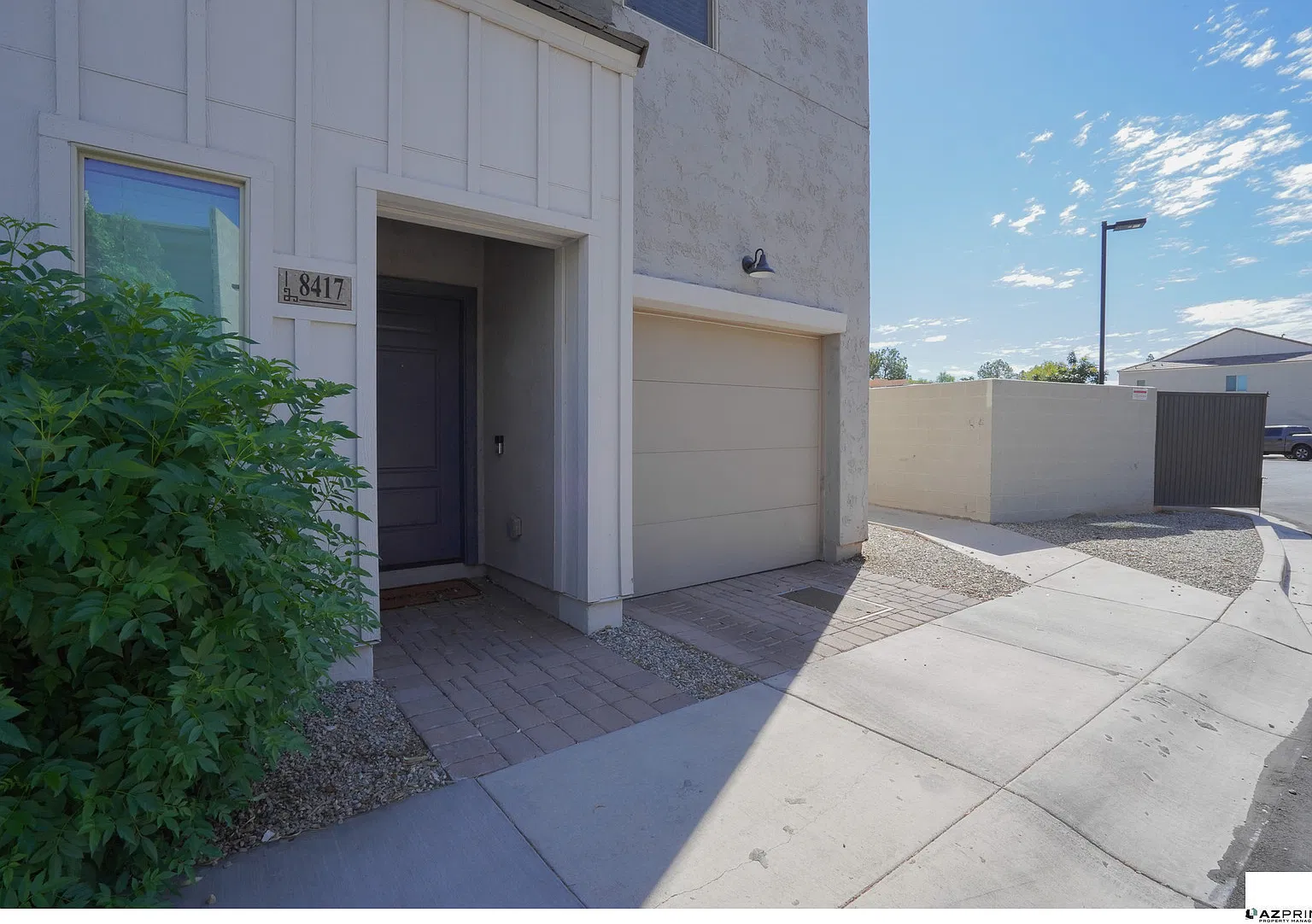 Discover the perfect blend of modern living and everyday convenience at this inviting 3/3 Phoenix to — Photo 1