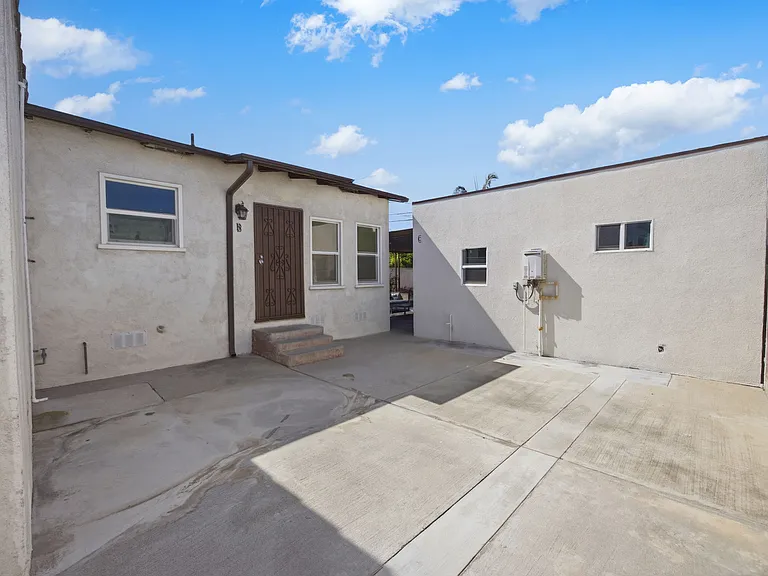 2565 Kansas Ave #B — Photo 8