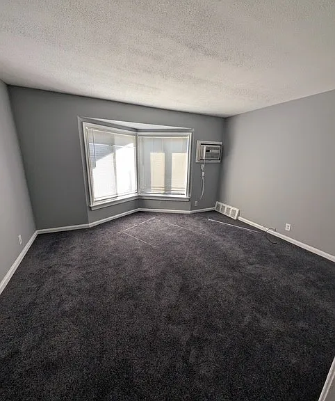 Oakman-Belleterre Apartments — Photo 21