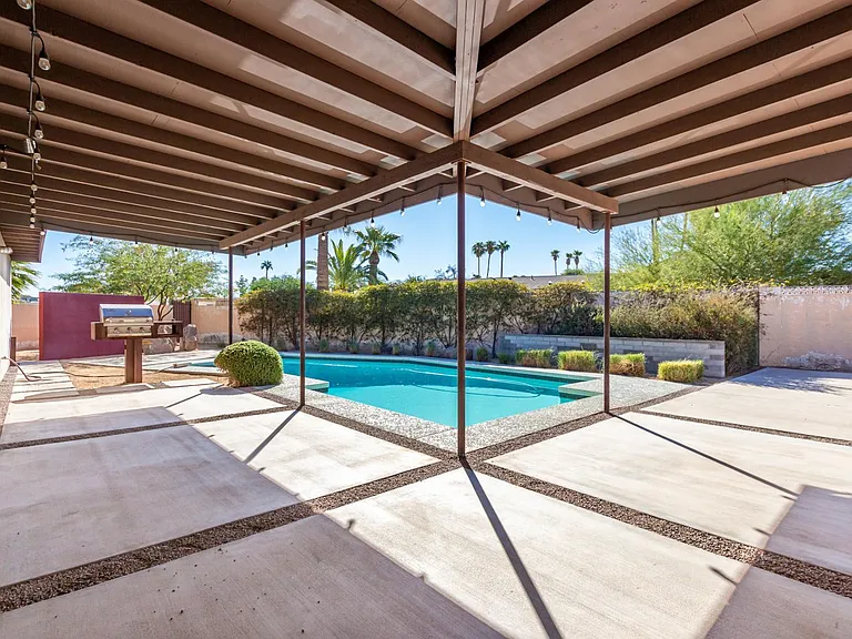3509 E Cannon Dr — Photo 18