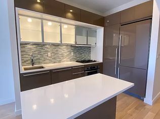 75 Wall St APT 32E, New York, NY