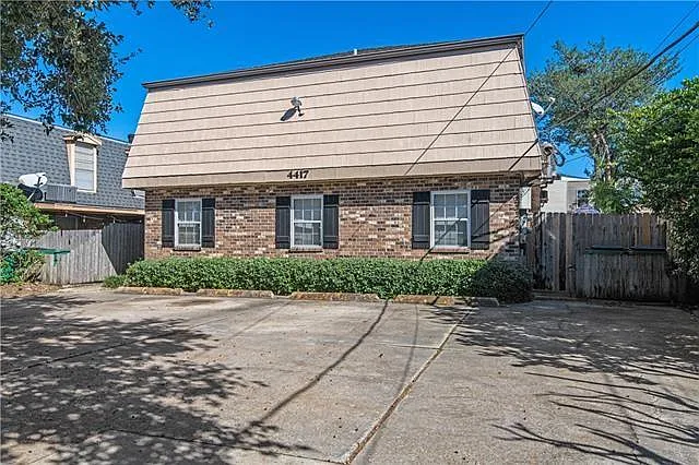 2 bed, 1.5 bath, 1100 sqft, $1,450 — Photo 2