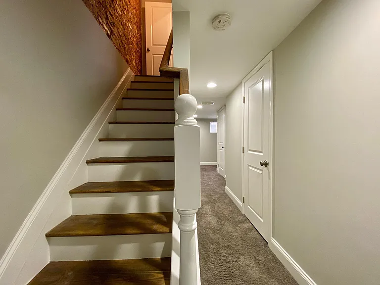 304 S Conkling St — Photo 25