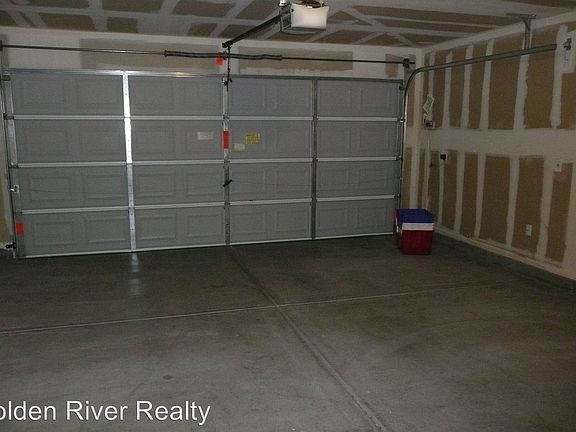 5th image of 9677 Giddings Ave
