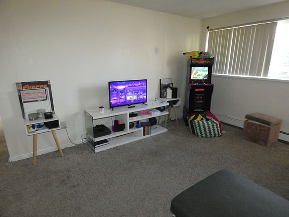 3rd image of 30 South St #6