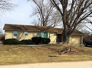 3801 N 252nd St, Waterloo, NE 68069