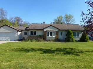 2212 E River Rd, Twin Lake, MI 49457