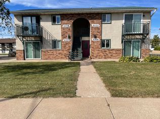 2004-2010 7th St S, La Crosse, WI 54601