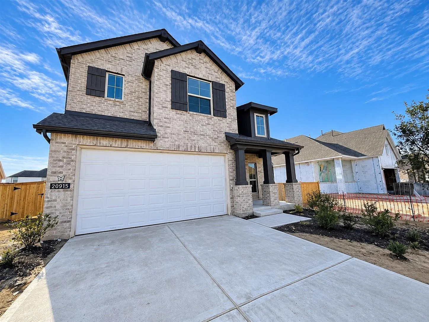4 bed, 3.5 bath, 2400 sqft, $3,150 — Photo 1