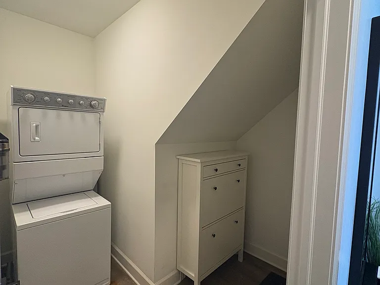 Laundry/ Mud Room