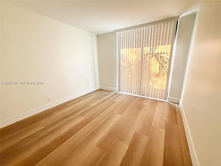 2625 Collins Ave #215 — Photo 21