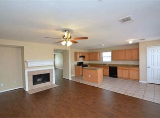 9510 Abigail Dr, Sugar Land, TX 77498