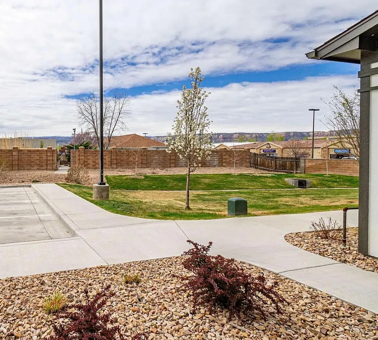 2463 Flat Top Ln — Photo 1