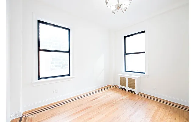 Rented by Douglas Elliman | media 23