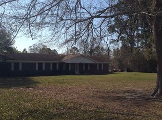 5321 Deana Rd, Ocean Springs, MS 39564