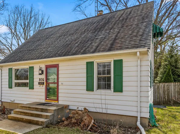 805 W Charles St, Champaign, IL 61820