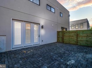 3 Bruce Robey Ct NE, Washington, DC 20002