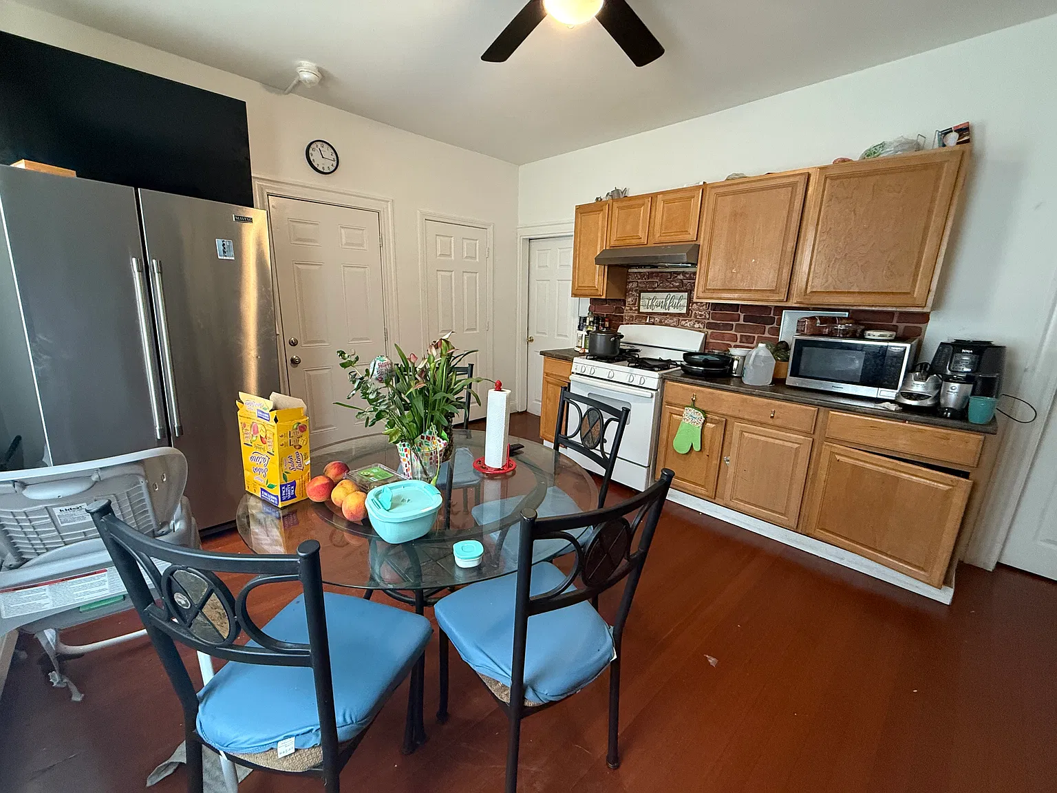4 bed, 1000 sqft, $3,600 — Photo 4