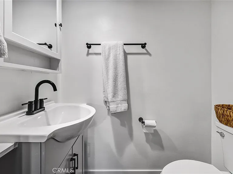 134 Avenida Presidio — Photo 35
