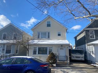 95-16 116th St, South Richmond Hill, NY 11419
