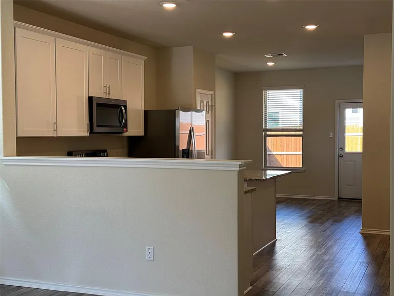 86 Pacific Loon St — Photo 9