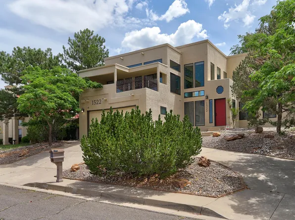 1522 Wells Dr NE, Albuquerque, NM 87112