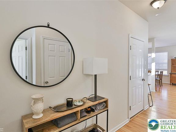 4th image of 3868 Mink Rd