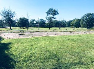 99 Dogwood St, Park Forest, IL 60466