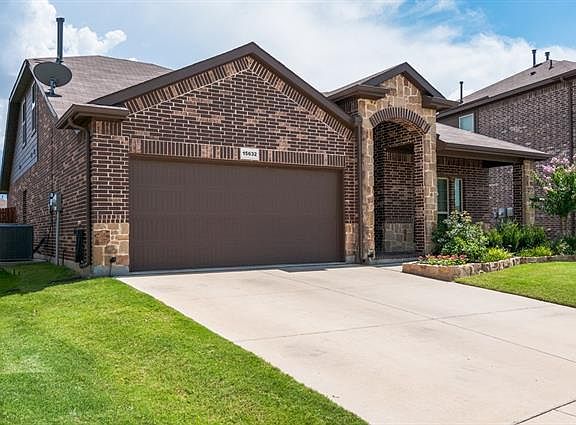 2nd image of 15632 Carlton Oaks Dr