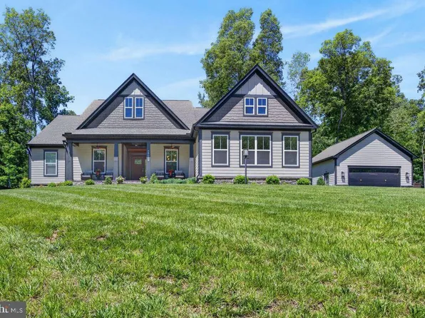15059 Fallen Oaks Pl, Gainesville, VA 20155