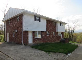 9 Circle Dr #3, Huntington, WV 25701