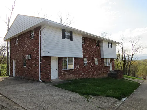 9 Circle Dr #3 Photo 1