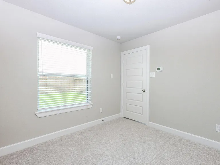 3018 Tres Olive Dr — Photo 3