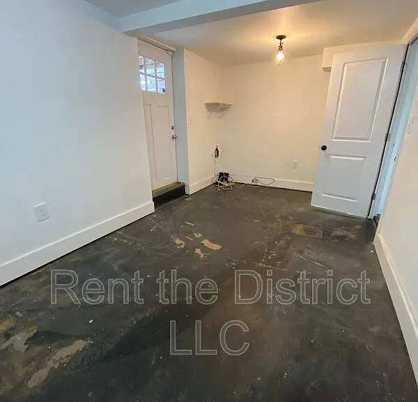 1515 Neal St NE — Photo 21