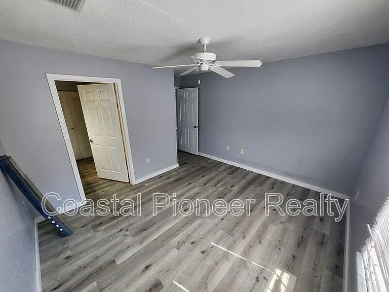 9232 Lake Chase Island Way — Photo 18
