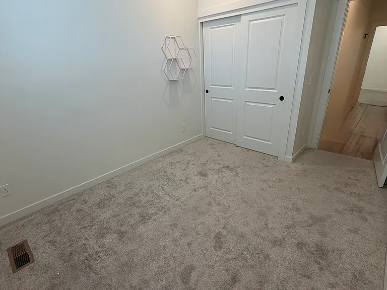 4273 S Graycliff Way — Photo 7