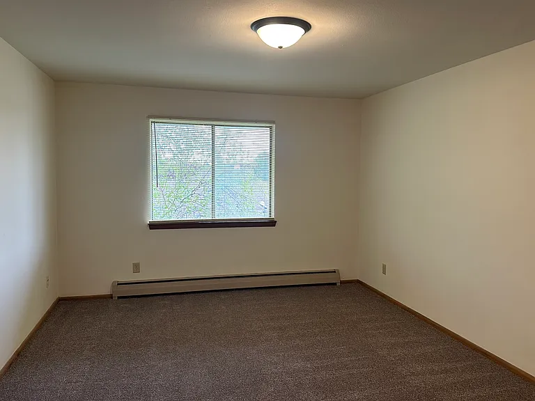 Mill Road Apartments — Photo 17