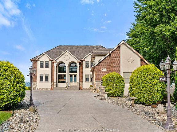 2nd image of 1360 Windermere Pl