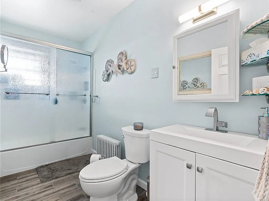 4 bed, 1612 sqft, $2,300 — Photo 4