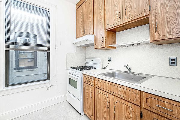 1st image of 33-30 29th St #2R