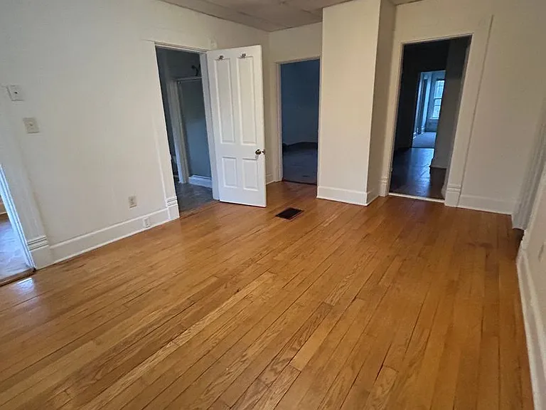 1512 Market St — Photo 14